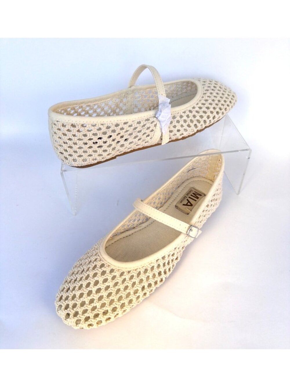 MIA Kora Mary Janes Natural Ivory Flats Size 7 - Picture 2 of 8